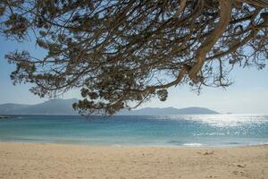 mooi strand Aan de eiland van koufonissie in Griekenland foto