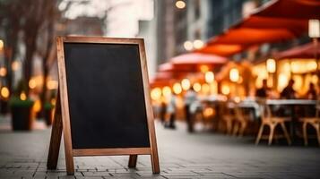 ai gegenereerd leeg schoolbord teken mockup in voorkant van een restaurant , menu bord met een straat cafe of restaurant, ai generatief foto