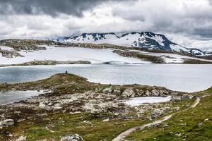 Veobrean gletsjer gezien van glittertind berg jotunheimen nationaal park, Noorwegen foto