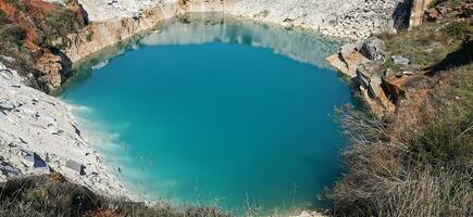 lagune in een steengroeve voor geotechnisch stabiliteit van de Oppervlakte foto