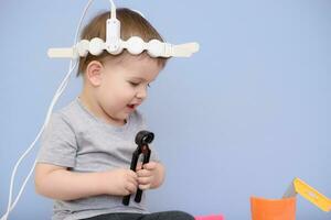 baby naar nemen magnetotherapeutisch procedures in de ziekenhuis foto