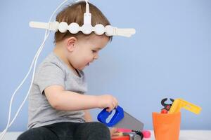 baby naar nemen magnetotherapeutisch procedures in de ziekenhuis foto