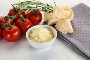 versnipperd Italiaans moeilijk Parmezaanse kaas kaas foto