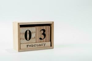 houten kalender februari 03 Aan een wit achtergrond foto