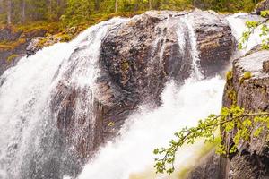 rjukandefossen waterval in hemsedal viken, noorwegen