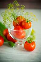 natuurlijk tomaten met specerijen bereid voor behoud foto