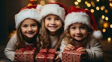 ai gegenereerd gelukkig familie in de kerstman hoeden met cadeaus en decoraties foto