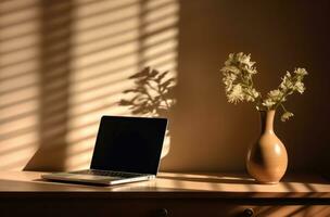 ai gegenereerd bureau met laptop, vaas en lamp Aan wit tafel foto