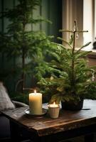 ai gegenereerd een klein Kerstmis boom in een kamer met kaarsen en decoraties, foto