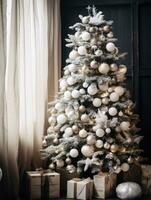 ai gegenereerd een mooi Kerstmis boom is versierd met wit ornamenten foto