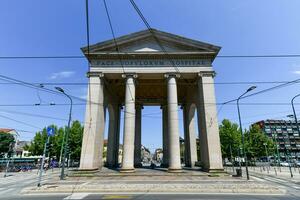 arco di porta ticinees - Milaan, Italië foto