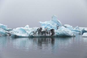 de diamant strand in ijsland.image bevat weinig lawaai omdat van hoog iso reeks Aan camera. foto