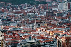 antenne visie van Bilbao stad, baskisch land, Spanje. reizen bestemming foto