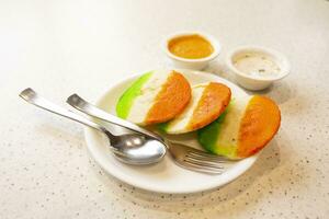zuiden Indisch populair ontbijt idli geserveerd met sambar en kokosnoot chutney ook weten net zo werkeloos foto