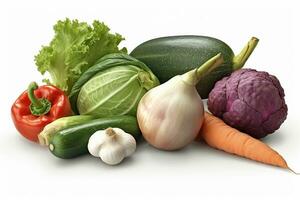 veel soorten van groenten Aan wit achtergrond. gezond voedsel concept foto