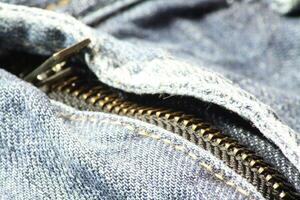 detailopname van blauw jeans en denim details. foto