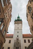 uitzicht op het oude stadhuis in brno foto