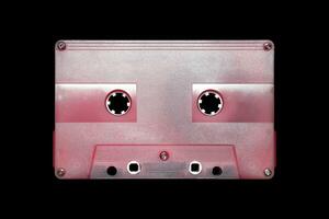 roze audio cassette plakband geïsoleerd foto