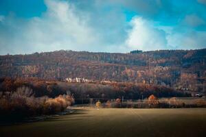 herfst visie van de Pyreneeën bergen in Polen concept foto. mooi keer bekeken in Pools platteland. foto