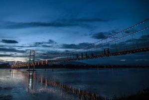 de oude houten brug foto