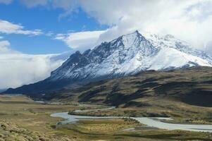 cuernos del pijn, Torres del paine nationaal park, chileens Patagonië, Chili foto