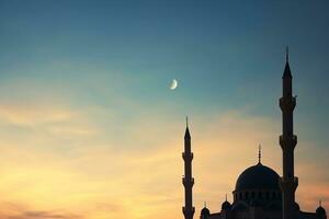 ai gegenereerd Ramadan kareem. hoog minaretten, moskee koepel en halve maan en schijnend ster in de lucht. religieus achtergrond. foto