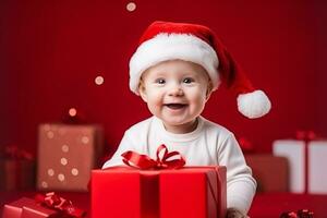 ai gegenereerd portret van beetje jongen vervelend de kerstman hoed met geschenk in Kerstmis tijd foto