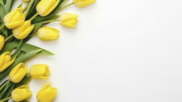 ai gegenereerd voorjaar seizoen geel tulp bloemen Aan kant van wit achtergrond met kopiëren ruimte foto