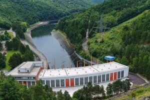 dalesice hydro macht fabriek Aan de jihlava rivier, drievoudig wijk, Tsjechisch republiek, Europa. foto