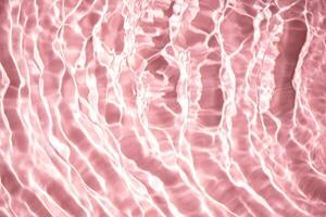 mooi water structuur met golven. roze kleur, water achtergrond foto