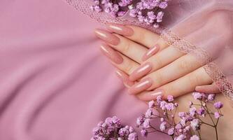 vrouw handen met mooi manicure foto