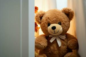 ai gegenereerd feestelijk sluipen bruin teddy beer achter de deur, verrassing viering foto