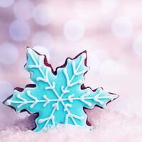 smakelijk sneeuwvlok vormig koekje foto