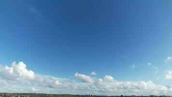 winter ochtend- wolken over- Engeland uk foto