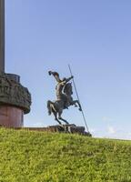 Moskou, Rusland - 21.07.2021 -schot van de monument Aan de zege plein gelegen Aan de Kutoezovskiy Laan. geschiedenis foto