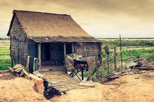 huizen Aan stelten Aan de drijvend dorp van kampong phluk, ton sap meer, siem oogsten provincie, Cambodja foto