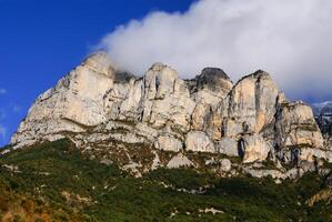 bergen in nationaal park ordesa, pyreneeën, huesca, aragon, spanje foto