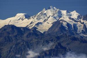 alpine alpen berglandschap op jungfraujoch, top van europa zwitserland foto