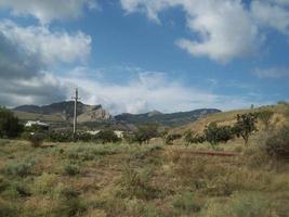 reizen naar de krim zee berglandschap foto