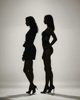 ai gegenereerd silhouet van drie Dames in zwart en wit jurken, studio schot. ai generatief foto