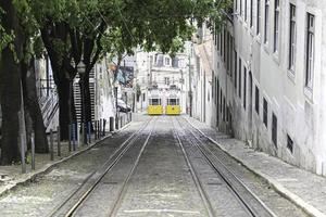 oude lissabon tram foto