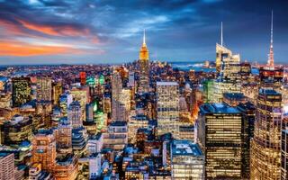 ai gegenereerd modern stad met hoogbouw gebouwen tegen de backdrop van zonsondergang foto