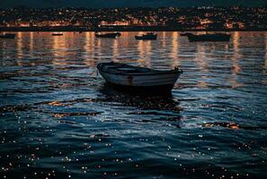 ai gegenereerd een visvangst boot en lucht Bij nacht foto