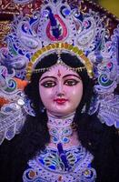 devi durga de woest belichaming van goddelijk sterkte en bescherming, aanbeden gedurende navaratri foto