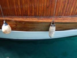 jachthaven van marmaris in de badplaats van turkije aan de egeïsche zee foto