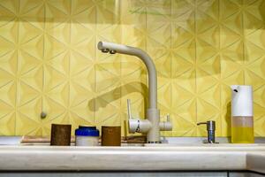 fotografie naar thema water filter patroon voor huis Aan achtergrond keuken foto