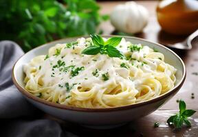 ai gegenereerd top visie fettucine met Alfredo saus Aan wit achtergrond foto