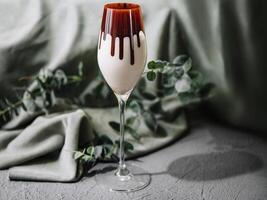 melk chocola cocktail in mooi glas foto