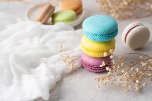 stapel macarons, bitterkoekjes frans koekje foto