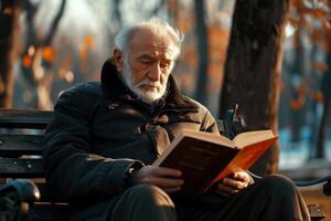 ai gegenereerd ouderen Mens zittend Aan een bank in een park met een boek in zijn hand, generatief ai foto